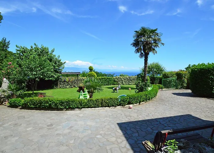 Apartman Zvonko-2 By Interhome *