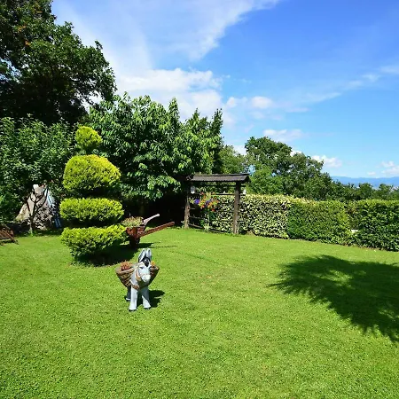 아파트 Zvonko-2 By Interhome