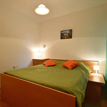 Zvonko-2 By Interhome * 로브란